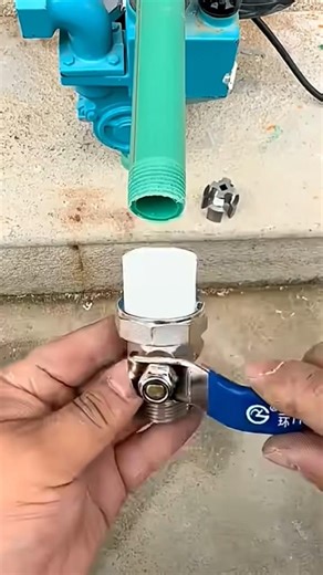 Pipe thread unsplitter, saving time and effort, #highperformance #hardware tools " #shortsfeed