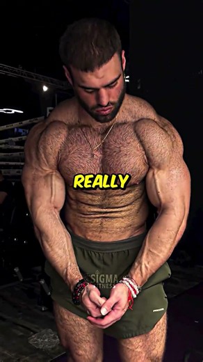 This Bodybuilder Looks Like A Human Gorilla 🤯