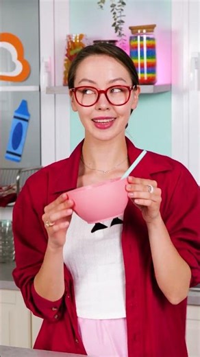 Suction Cup Magic: Make Mealtime Fun for Picky Eaters! 🎉🍽️