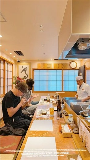 世田谷夫人們最愛的梅丘名店🍤💕登上東京電視台人氣節目《アド街ック天国》梅丘特集的天婦羅名店，由父子兩代職人👨🏻‍🍳🧑‍🍳聯手，現炸的河豚🐡、外酥內嫩的星鰻🐍，以及鮮甜彈牙的活車海老
