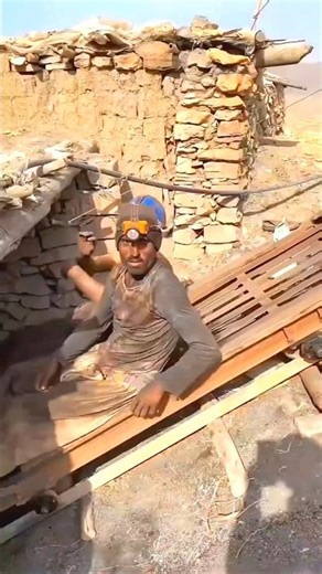 How Do Coal Mine Workers Safely Enter and Exit Deep Underground Mines? | Mining Safety Explained"