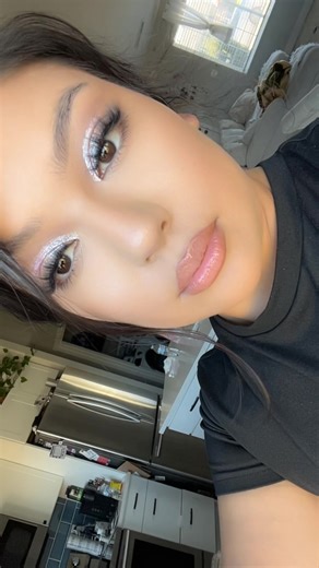 Vibrant Eye Makeup Tutorial with Urban Decay and Juvia's Place