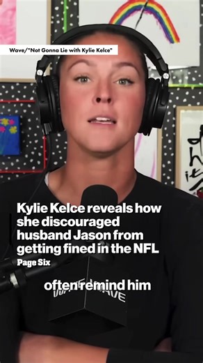 Kylie Kelce was not about to let her husband Jason join any NFL fights. 🙅 🎥: Not Gonna Lie with Kylie Kelce