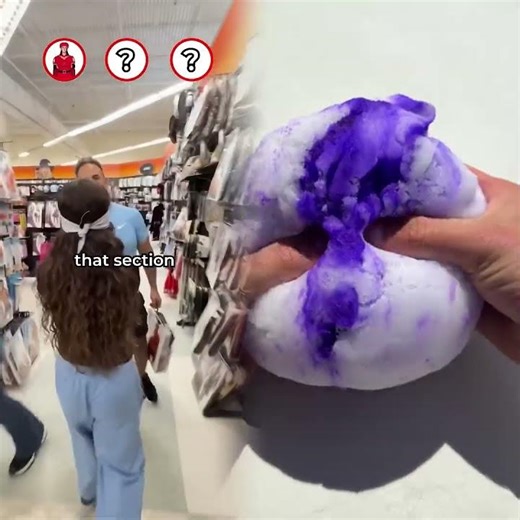 Choosing Halloween Costumes BLINDFOLDED (Spirit Halloween) YoAlyssaaaa YoMariah