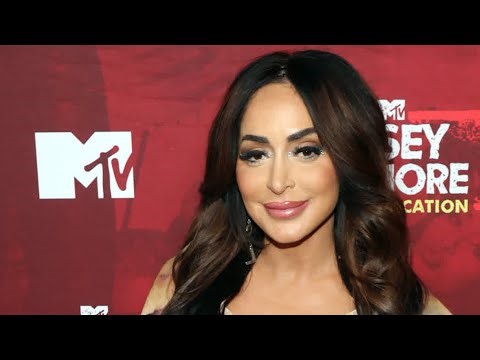 ‘Jersey Shore’ Star Angelina Pivarnick Announces Pregnancy