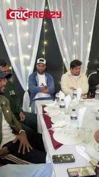 দল বেঁধে দাওয়াত খেতে গেলেন সিলেট টাইটান্সের ক্রিকেটাররা! ব্রুকস-আমিররা স্বাদ পেলেন বাংলা খাবারের