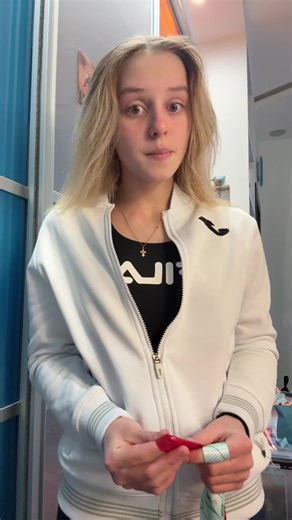 Synchronised Swimming: Achieving Victory with Teamwork