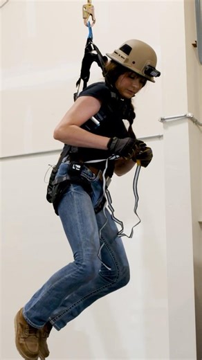 Fall Protection Trauma Suspension Strap Demonstration #fallprotection