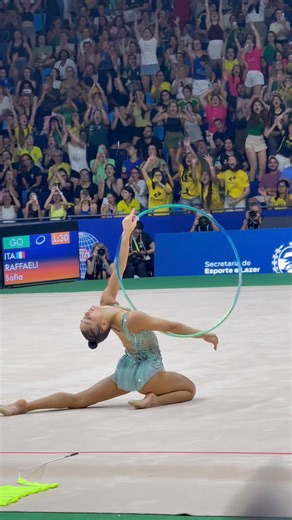 Wonderful hoop routine by the current world champion, Sofia Raffaeli 🩵✨😍. • #rhythmicgymnastics #rg #sofiaraffaeli #gymnastics (📹 @iisadoracordeiro) | Gymedition