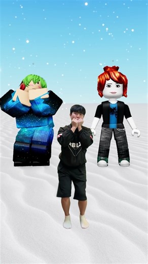 현실 권루트 VS 메이드복 권루트 VS 로블록스 권루트 당신의 취향은?!