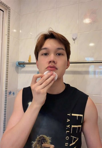 Wind down with me, skincare edition 🫠 Shope my looks on Shopee now using codes: SKINMADE Cleanser: AVX-AHT-CCD SKINMADE Filler: CCS-YDF-BCE #GRWS #GetReadyWithShopee #ShopeeStyleFriday @Shopee Malaysia