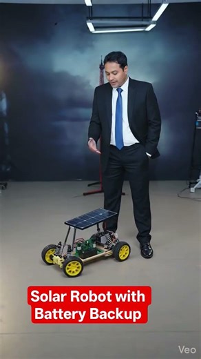 Solar Robot with Battery Backup