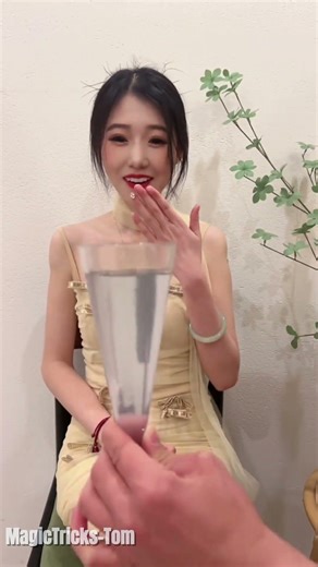 Super Easy Magic Tricks