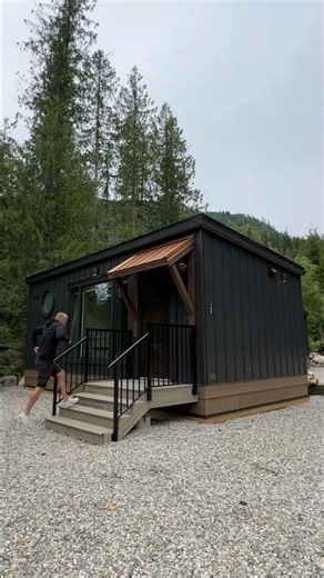 Touring a 374 sq ft Prefab Cottage in the Mountains! #hometour