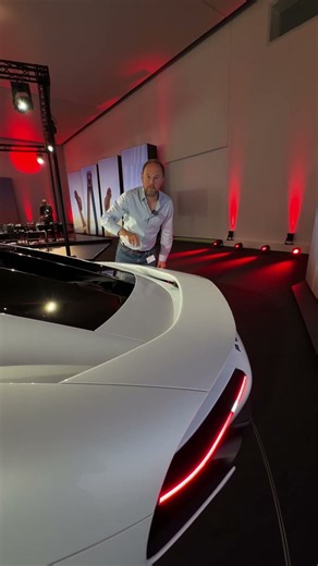 Porsche Mission S