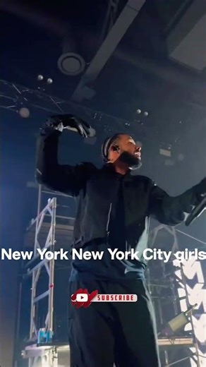 Now she wanna photo@DrakeOfficial #concert #toronto #drake #ovo