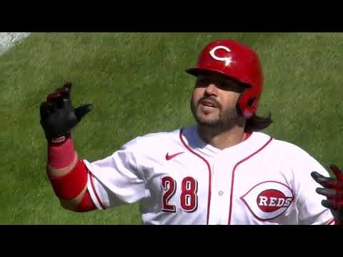 Go-ahead Geno! Eugenio Suárez's 1st home run of the season for the Cincinnati Reds is LONG gone ! 🫶