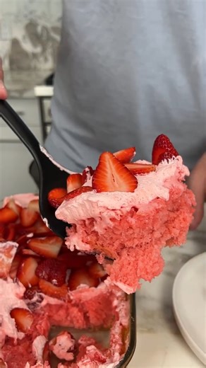 2 ingredient soda cake Danny makes the easiest strawberry cake for Justine. | Rick's Friend Justine