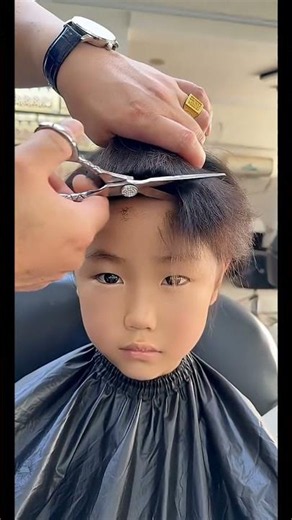 A hairstylist shows you how to create a natural, layered look #hair #hairstyle