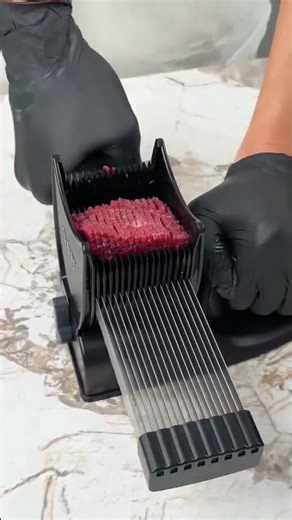 Cut Meat Like a Pro with the Multifunctional Stainless Steel Manual Cutter ( # 2705 ) 1️⃣