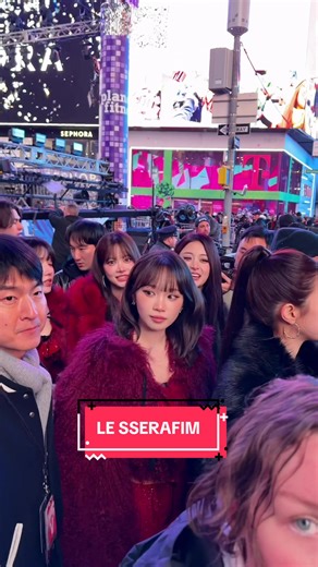 Experiencing Times Square New Year's Eve with LE SSERAFIM