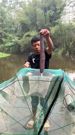 "Mastering the Art of Fishing 🐟- Pro Tips & Big Catches!"😯🔥#shorts #fishing #youtubeshorts #art