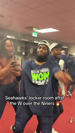 #espnsocial #nfl #lockerroom #seahawks #celly | seahawks locker room