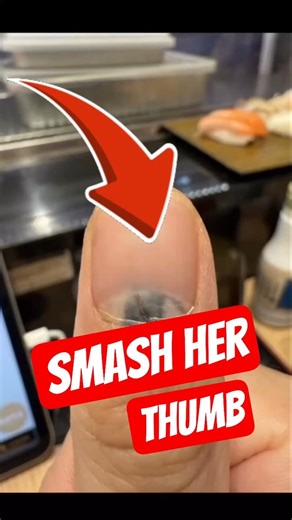 She smash her thumb just for a video? 😡 #ouch