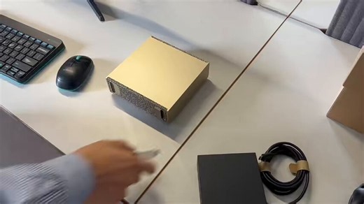 CHINESE DEVELOPER JUST DROPPED A FULL 8-MINUTE SETUP GUIDE FOR THE NVIDIA DGX SPARK - AND SHOWED EXACTLY HOW TO RUN AI AGENTS AND ROBOTICS SIMULATIONS ON IThe unboxed the DGX Spark on camera - plugged in power, keyboard and ethernet and was inside the system within minutesthen showed how to install iSECSIM 5.1 for virtual simulations, cloned the repo from GitHub, configured GCC 11 and built the entire stack from scratch128GB of available memory, ARM processor, full Python library support and a c