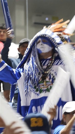 🇸🇻🇵🇦⚽ La final de la Sub-16 entre El Salvador y Panamá tiene encendidos los ánimos en el Estadio Las Delicias, en Santa Tecla, La Libertad.El dispositivo policial garantiza la seguridad y respeto entre aficionados y jugadores.#PlanControlTerritorial https://t.co/Z8vCp4I7QQ