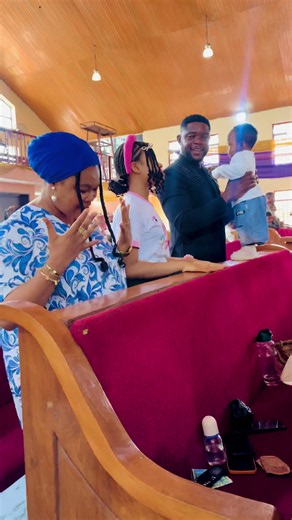 Our Sunday Family Vlog: Church, Praise & Worship & Fun!