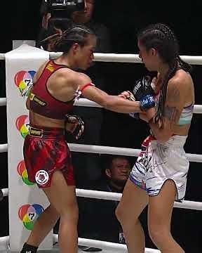 TRADING HEAT 🔥👊 Vero and Francisca Vera went blow for blow in this Muay Thai thriller!