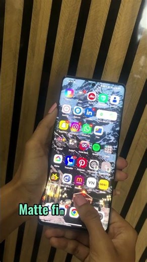 Still cleaning your screen every 2 minutes? 😭📱
