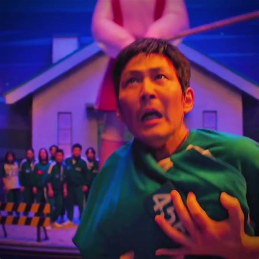 player 456 saved baby but not mother 😭 || squid game || #shorts