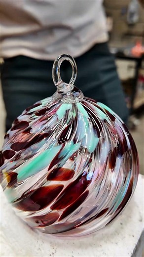 Candy Cane Ornament for Christmas In July 🍭 #glassblowing #2bglass #glassart #oddlysatisfying