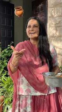 Aaj banai matka Kulfi.