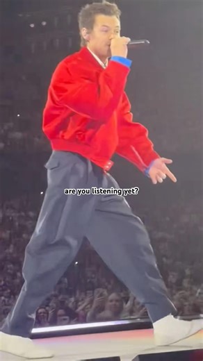 Harry Styles performs ARE YOU LISTENING YET in Amsterdam