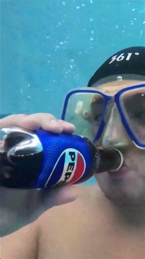 Burp Pepsi vs Sting Underwater