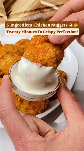 3-Ingredient Chicken Nuggets 🐔🧀 Crispy on the outside, tender on the inside, and made with just three simple ingredients you probably already have. These bake up golden in 20 minutes flat. 😋 🚨 Full recipe with tips, variations, and nutrition info: ➡️ https://keto.recipes/3-ingredient-chicken-nuggets-quick-easy-delicious/ 💬 Would you try these? Drop a 🐔 below! Don't forget to SAVE and SHARE this easy #snack or #lunch #recipe! 📸: @ketosnackz | Keto Recipes