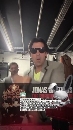 Jonas Brother LIVE in steal an egg.‪@JonasBrothers‬
