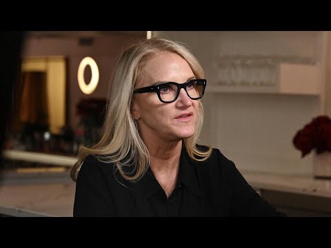 Mel Robbins Talks Golden Globe Nomination and Career Journey