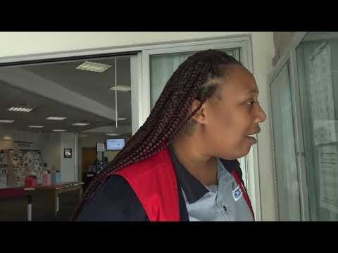 Postal Employee Does The Walk Of Shame. 1st Amendment Audit