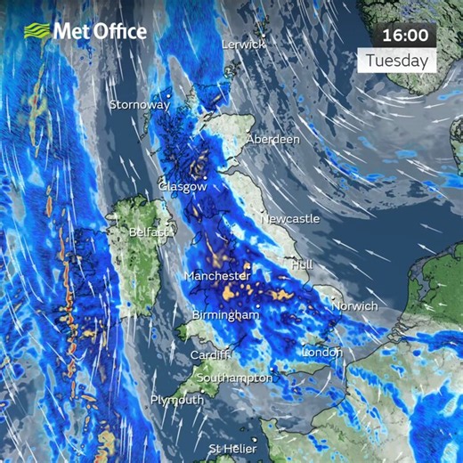 The wet weather continues for many this evening ☔Rain gradually clearing from the west, but it won’t stay dry for long, with more cloud and rain moving in later https://t.co/T1vefKNUwf