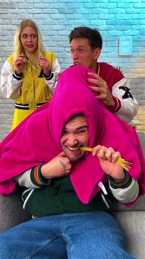 Balloon Busters: The Ultimate Pop Prank! 🎈😂