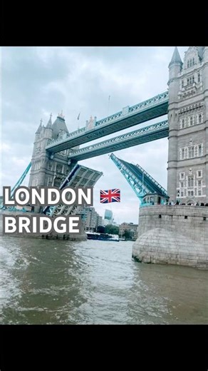 Tower Bridge London Opens - River Thames 🌊🇬🇧