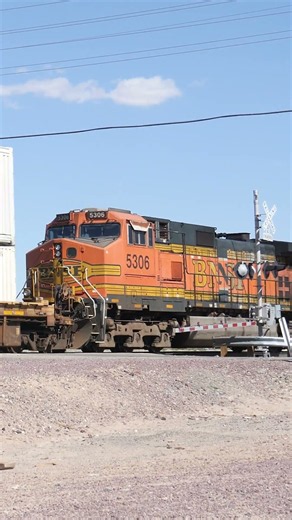 Hear the Power of BNSF 6418 at the Crossing 10-6-2026 #trains #railroad #shorts