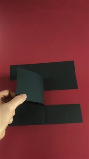 How to make easy magic trick with a paper and scissors? Impossible paper puzzle and visually illusion. #magic #trick #illusion #paper #puzzle | puzzle hub