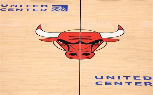 Walmart heir buys Chicago Bulls ownership stake