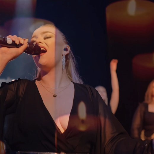 THE MUSIC OF ADELE BY CANDLELIGHT COMES TO EDINBURGH! 🎶🎸 SATURDAY 2ND MAY // 19:30 TICKETS ARE NOW ON SALE — AND GOING QUICKLY! 🚨 | Concerts By Candlelight