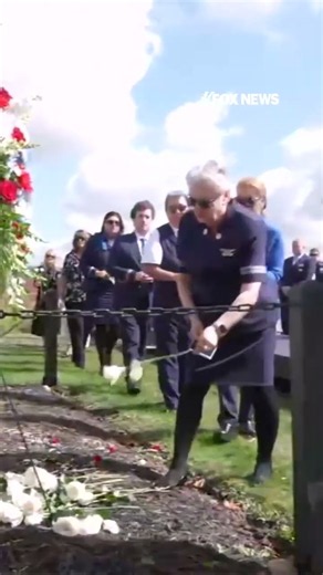 Flight 93 heroes honored with white roses #shorts